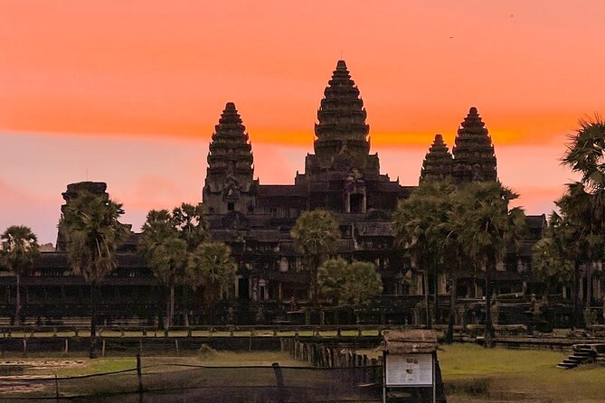 Angkor Wat Sunrise Experience – Ultimate 1-Day Guided Temple Tour - What the $24.03 price really covers