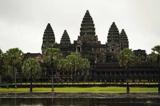 Angkor Wat Sunrise Experience – Ultimate 1-Day Guided Temple Tour - Who will get the most from this tour