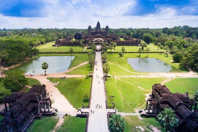 Angkor Wat Sunrise Tour - Ta Prohm and the tree-covered ruins