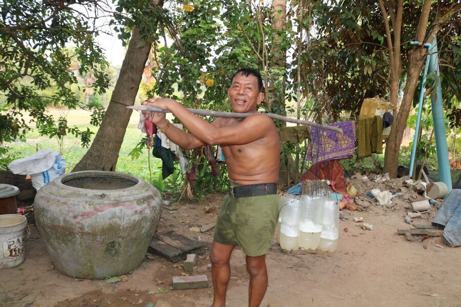 Angkor Wat: Tuk Tuk and Walking Tour - Lunch is simple, local, and not included