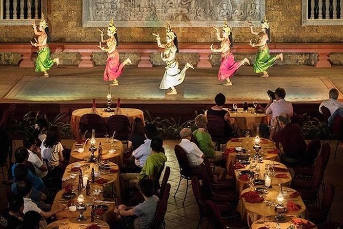Apsara Dance Performance - Including Buffet Dinner & Hotel Pickup - Dinner begins with a broad Cambodian buffet