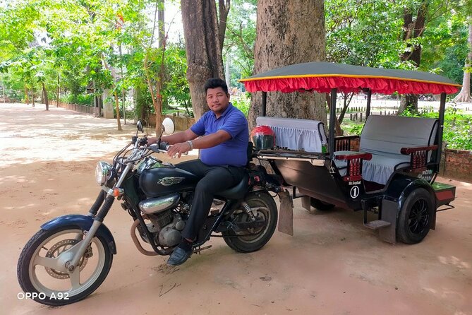 Apsara Dance Show with Dinner by Tuk-Tuk Roundtrip Transfer - Five dances, five different windows into Khmer culture