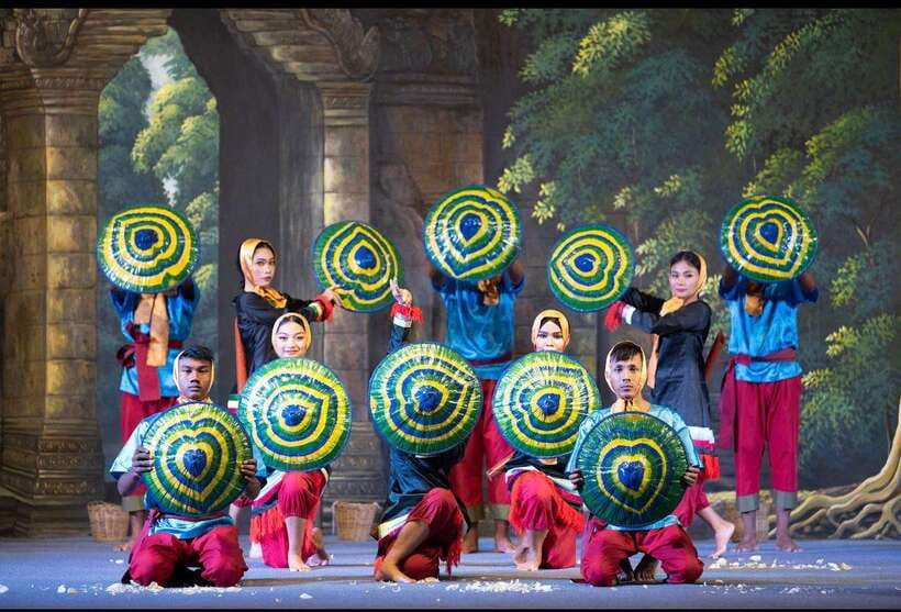 Apsara Performance Including Buffet Dinner & Hotel Pick up - Booking tips for a smoother night