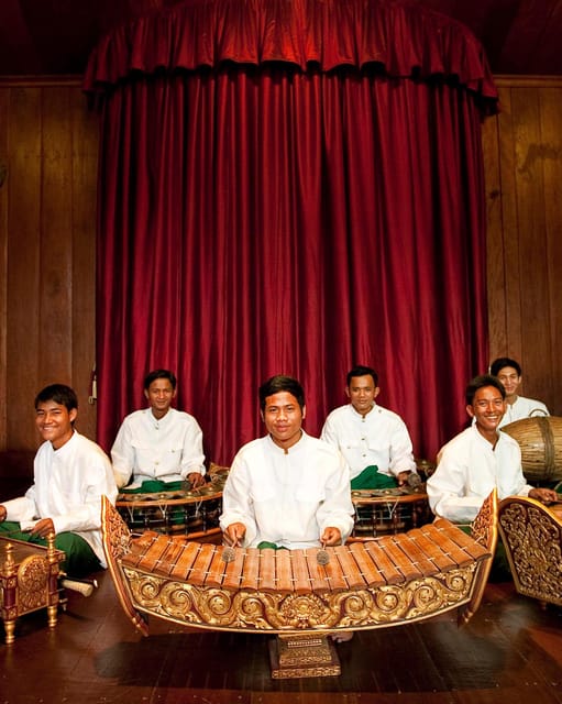 Apsara Theater Performance include dinner & Hotel pick up - Should you book the Apsara dinner show?