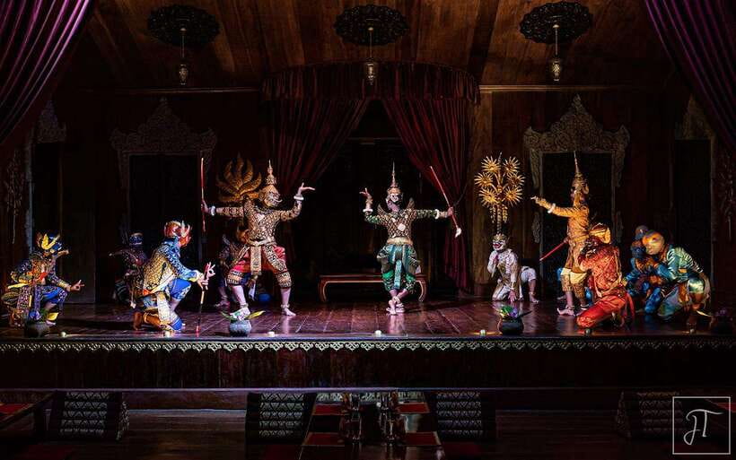 Apsara Theater Performance include dinner & Hotel pick up - Watching the 90-minute Apsara performance