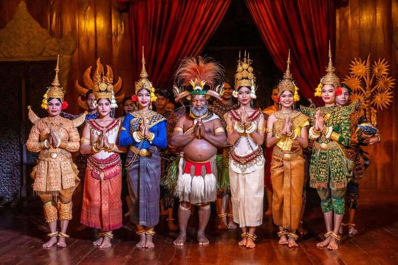 Apsara Theater Performance include dinner & Hotel pick up - Your evening from Siem Reap hotel to theater