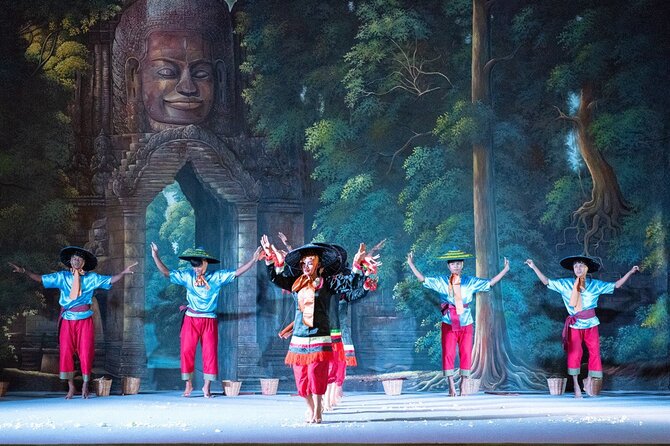 Apsara Theatre Performance include Dinner & hotel pick up - The value of help from Sokkhen and Piseth