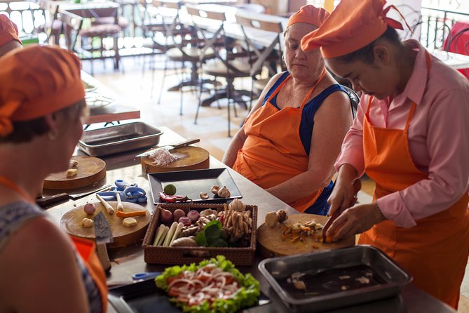Award-Winning Cooking Class Experience with Professional Teacher - Recipes and what you take home