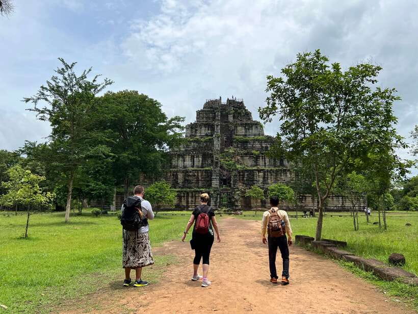 Banteay Srei, Beng Mealea & Koh Ker Small-Group Tour - The road to Preah Dak village