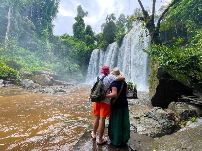 Banteay Srei, Kulen Waterfall & Beng Mealea Exploration - Banteay Srei and its fine pink stone