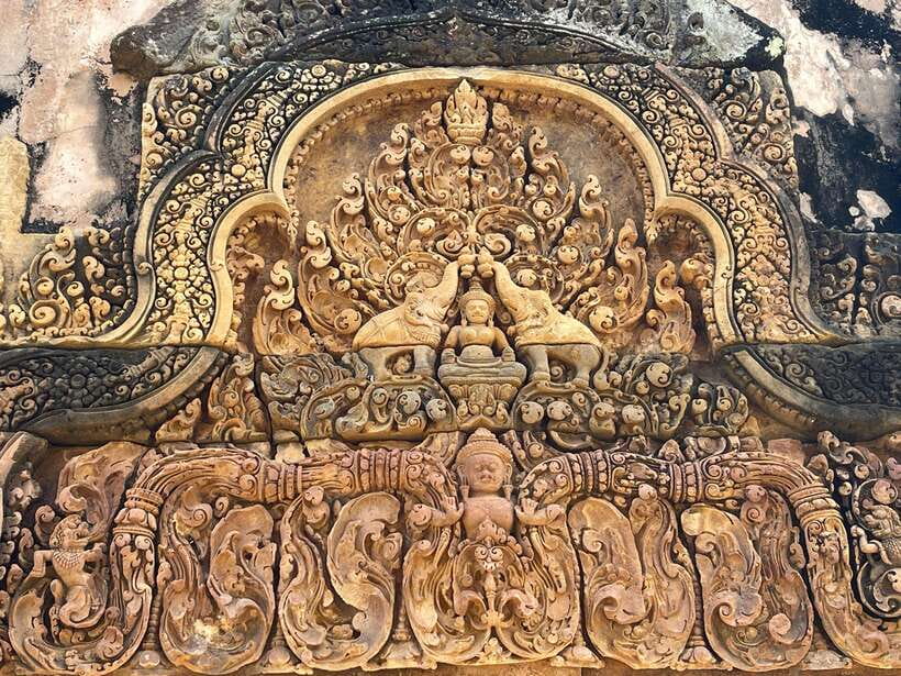 Banteay Srei, Kulen Waterfall & Beng Mealea Small-Group Tour - Preah Ang Thom and the reclining Buddha