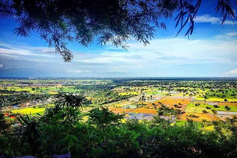 Battambang: Bamboo Train, Bat Cave, Killing Cave by Tuk Tuk - What to bring and how to prepare