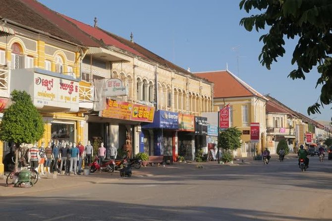 Battambang Day Trip from Siem Reap-Bamboo Train, Bats Cave - Battambang City, Markets, and Local Craft