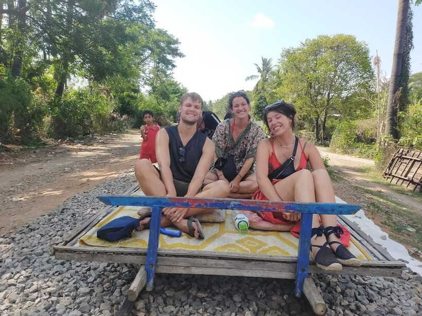 Battambang: Tuk-Tuk, Bamboo Train, Killing/Bat Caves, Sunset - Temples, monkeys, and the sunset viewpoint