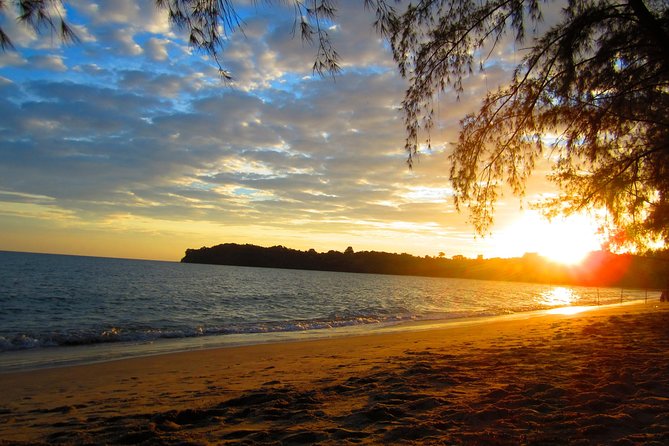 Best of Sihanoukville City Tour from Cruise Port - Golden Lions and the Preah Thong Neang Neak statue