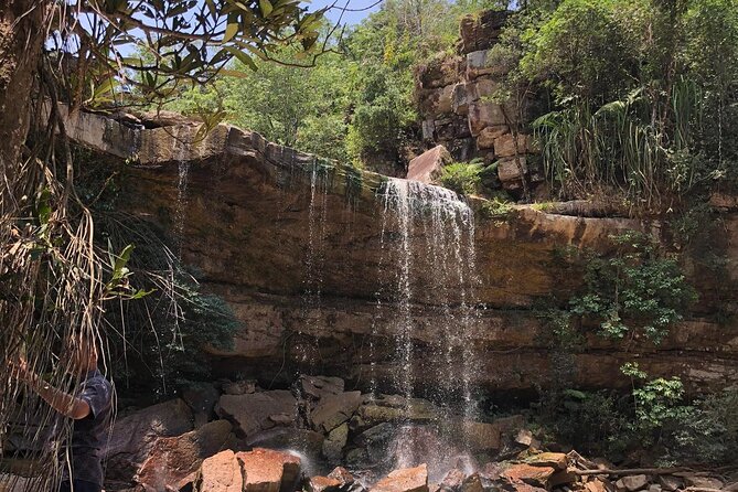 Bokor Mountain Adventure - History, Sights and Waterfalls - Wat Sampov Pram at the mountain top