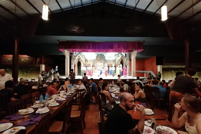 Buffet dinner with Apsara Show (Free 2 ways hotel transfer) - What the evening is really about