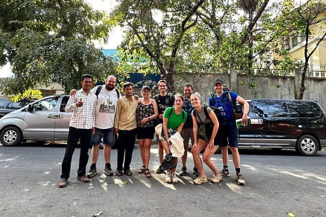 Cambodia Private Taxi - Siem Reap & Angkor Wat Temple Area Tour - Local help beyond the steering wheel