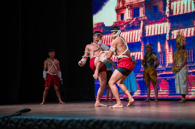 Cambodia's Most Magical Night Show - Who will enjoy The Labyrinth most?