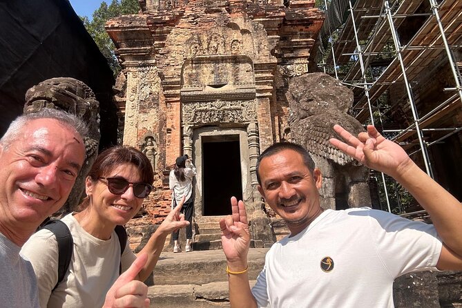 Cambodia Taxi Service - Banteay Kampong Kdei and its ancient bridge
