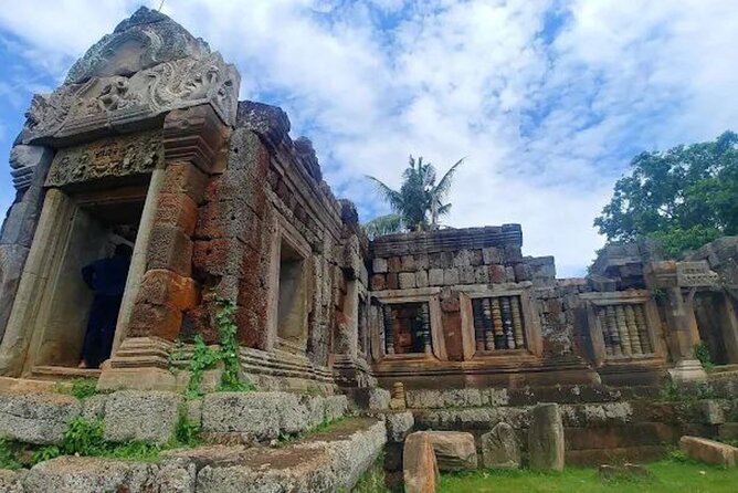 Cambodia Wildlife Sanctuary and Countryside Tour - Phnom Tamao: Cambodia’s wildlife story begins here