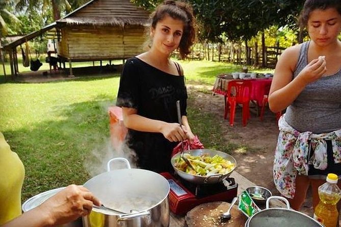 Cambodian Private Cooking Class at a Local's Home - How the tuk-tuk transfer helps