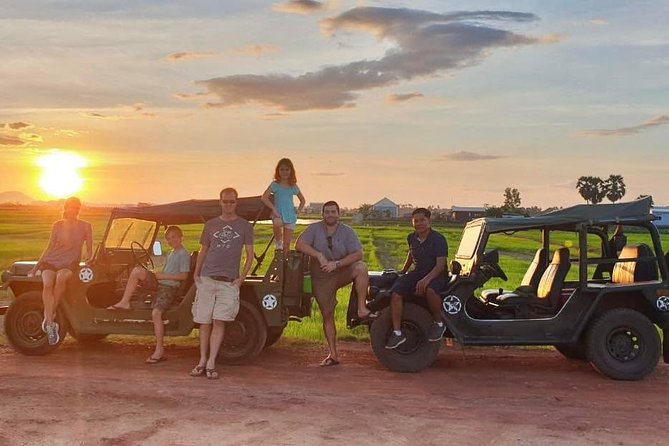 Cambodian Village Life Tour with Lady Tuk Tuk & Local Guide - Wat Svay Romiet and the role of Theravada Buddhism