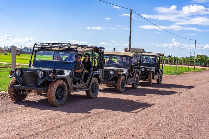 Countryside Sunset Jeep Tour with Drinks included - What the $60 price really covers