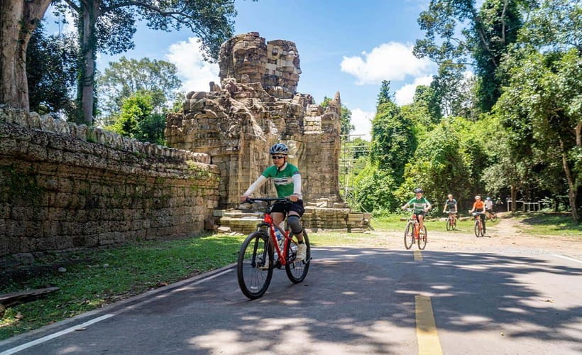 Cycle Angkor Backroad Bike Tour / E-Bike or Tuk Tuk - The guides make the difference