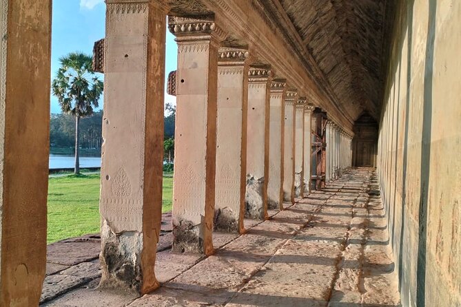 Day trip Phnom Penh to Siem Reap & Return back - Banteay Kdei offers a calmer final temple