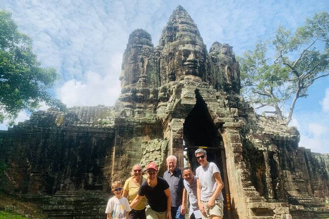Day trip Phnom Penh to Siem Reap & Return back - Angkor Wat: give the first major stop your best attention