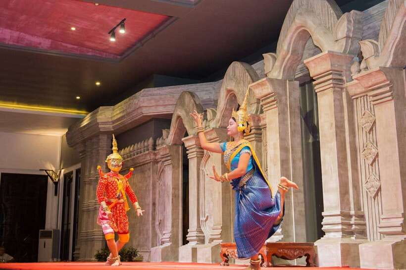 Dinner Show Apsara Dance, Pickup round trip included - Booking details that matter