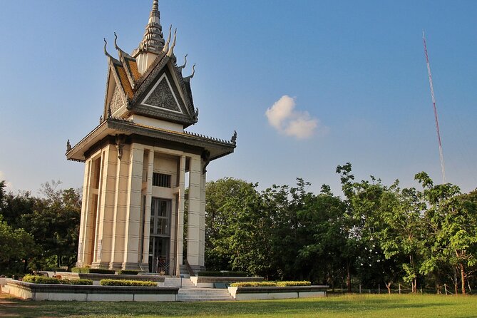 Exploring the Best of Phnom Penh: A Full Day Tour - Royal Palace: Phnom Penh’s grand opening stop