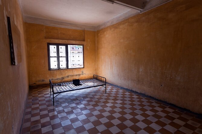 Exploring the Best of Phnom Penh: A Full Day Tour - What the $62 price really covers