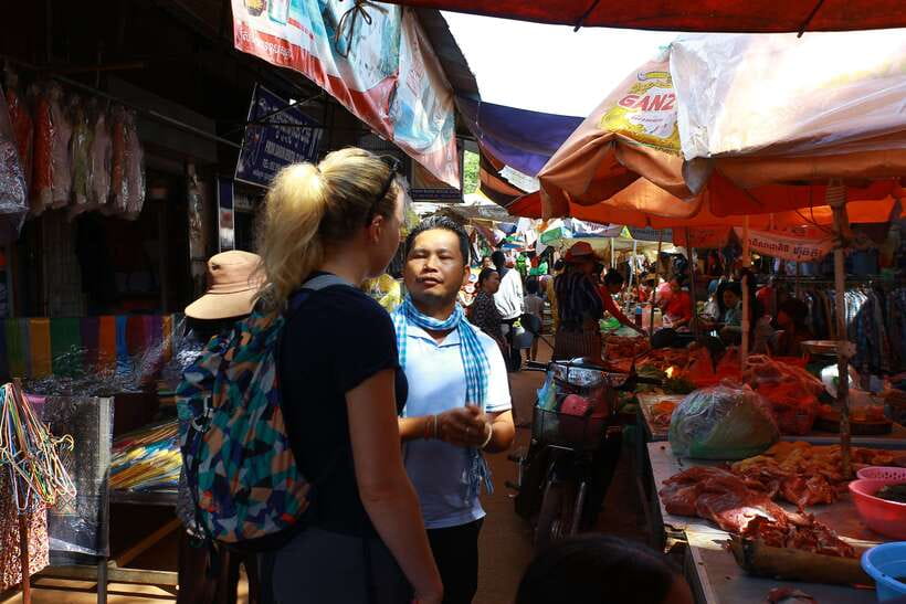 Exploring the Enchanting Kampong Phluk Floating Village - Why Kampong Phluk feels so different from Siem Reap