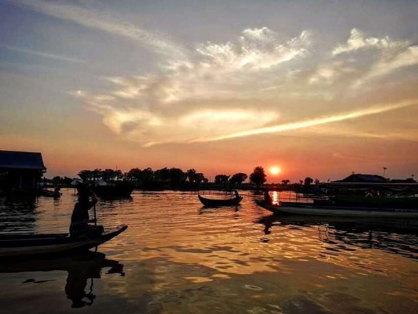 Floating Village and Tonlé Sap Sunset Tour - The 30-minute motorboat ride to Mey Chrey
