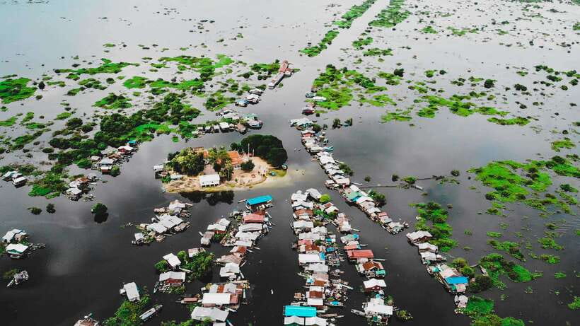 Floating Village and Tonlé Sap Sunset Tour - Sunset over Southeast Asia’s largest inland body of water