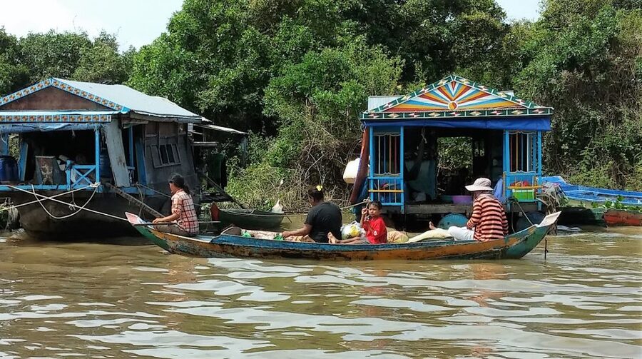 Floating Village-Mangroves Forest Tonle Sap Lake Boat Tour - Should you book the Kampong Phluk boat tour?