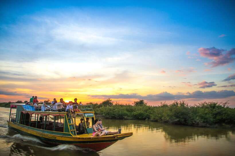 Floating Village-Mangroves Forest Tonle Sap Lake Boat Tour - Who should book this day