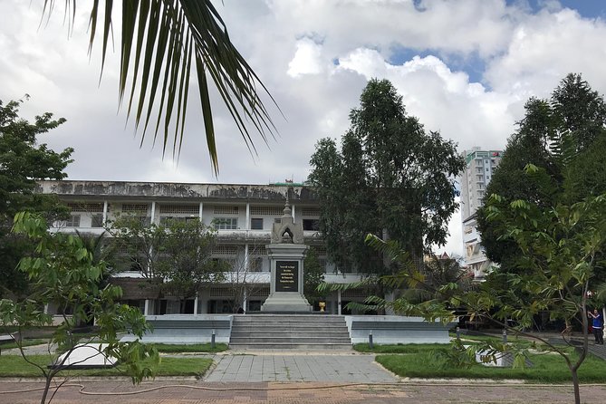 ( Free eSim) Phnom Penh Historical Full Day Tour - What the $40 price really covers