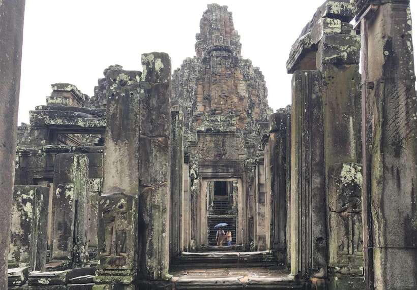 From Phnom Penh: Angkor Wat, Bayon, and Ta Prohm Day Trip - The 5.5-hour ride from Phnom Penh