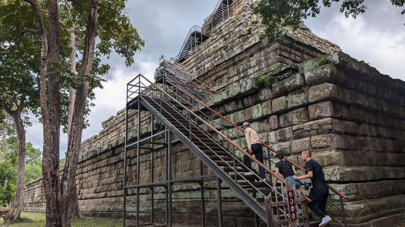 From Siem Reap: Koh Ker and Beng Mealea Private Day Tour - The drive from Siem Reap into the countryside