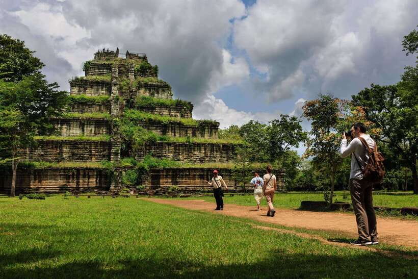 From Siem Reap: Koh Ker and Beng Mealea Temples Tour - Clothing, walking, and useful packing advice
