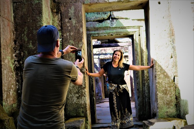 Full Day Angkor Park with Sunset by Tuk Tuk - Why the guide matters here