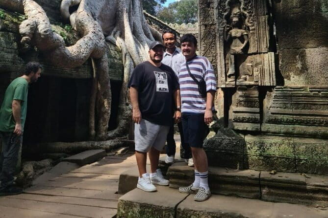 Full Day Angkor Wat Sunrise and Banteay Srei Tour - Banteay Srei and its pink sandstone carvings