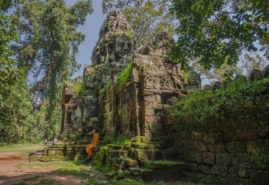 Full-Day Angkor Wat Sunrise and Sunset Private Tour - Baphuon and the terraces of royal Angkor