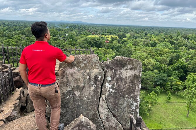 Full Day Banteay Srei Beng Mealea and Koh Ker Small Group Tour - Lunch at a local family restaurant