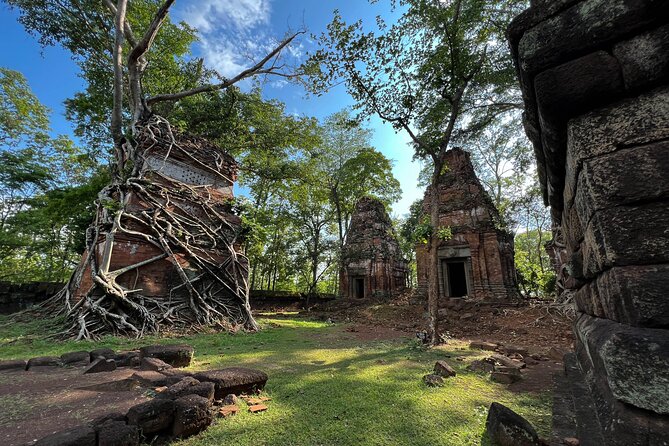Full Day Banteay Srei Beng Mealea and Koh Ker Small Group Tour - A small group with thoughtful service