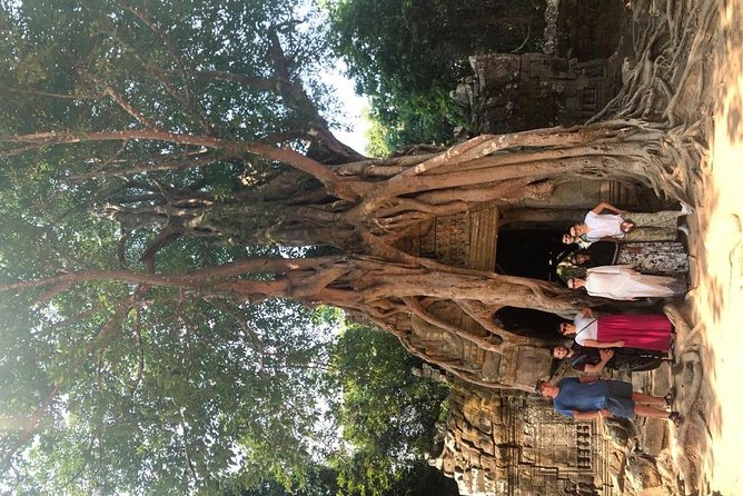Full-Day 'Big Tour' with Sunset at Phnom Bakheng - Ta Som brings an overgrown temple atmosphere