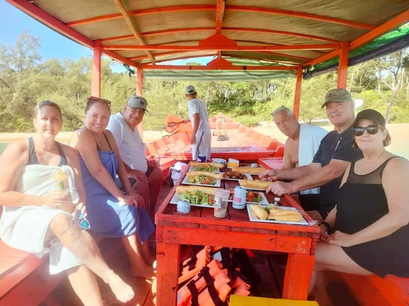Full Day City Tour with A Boat Trip to 2 Islands - What the $110 price includes
